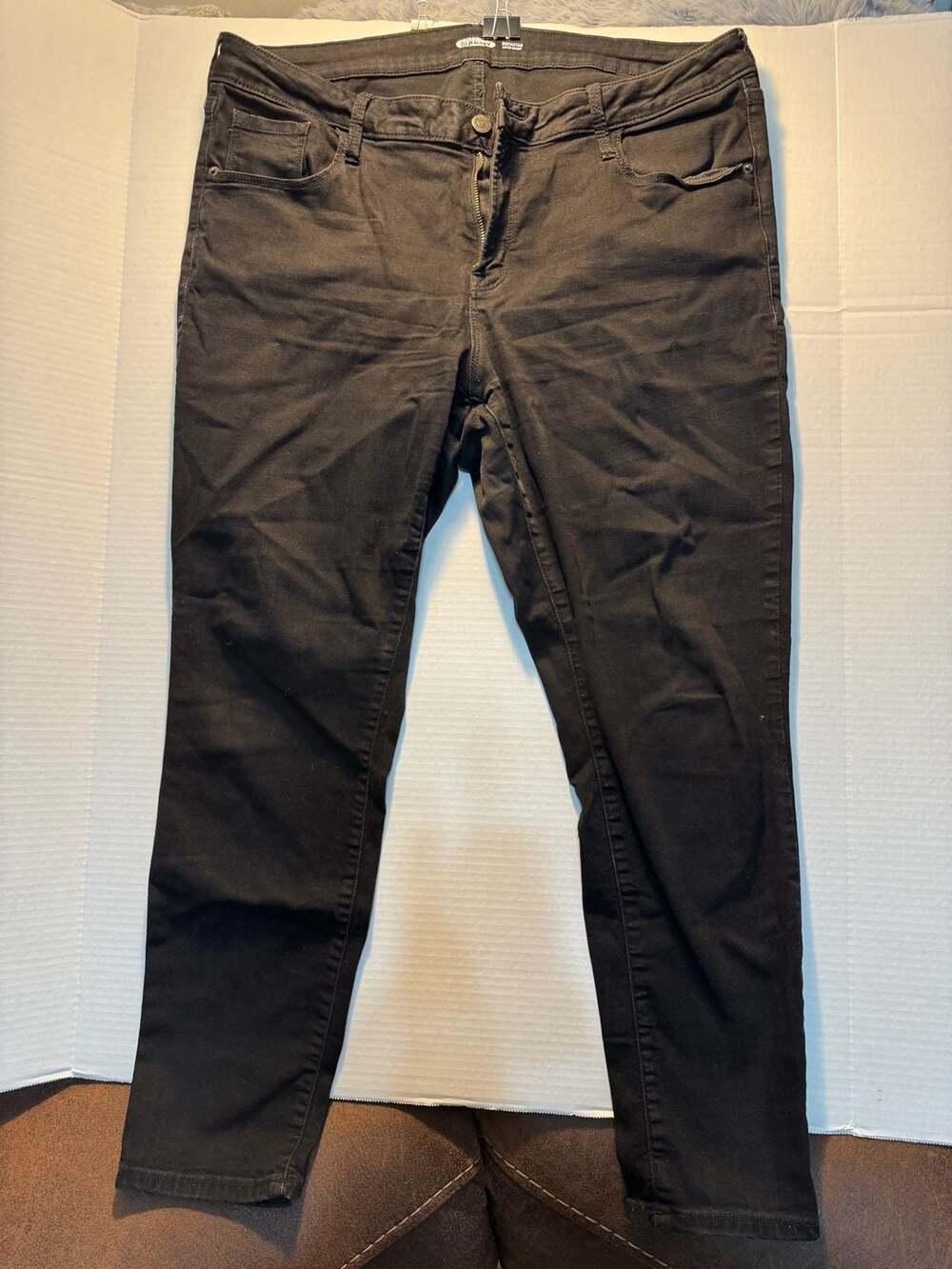 Old Navy Rockstar Super Skinny Jeans Size 16 Short Black